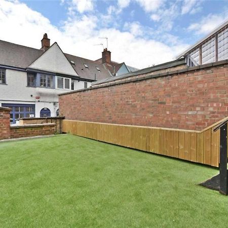 Luxury 3 Bed Apartment - Huge Outdoor Terrace & Amazing Transport Links London Exterior foto