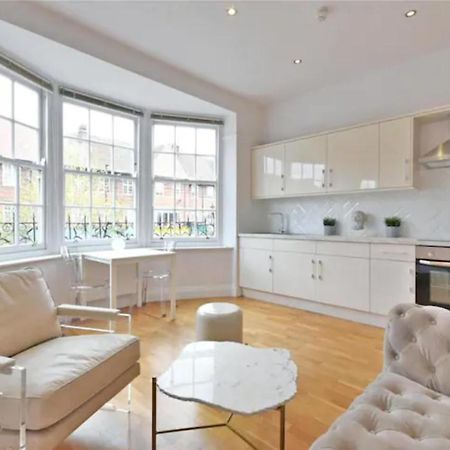 Luxury 3 Bed Apartment - Huge Outdoor Terrace & Amazing Transport Links London Exterior foto